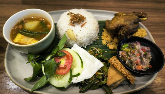 Siapa Bilang Harus Makan Tiga Kali Sehari? Ternyata Cuma Kebiasaan, Bukan Aturan Alam!