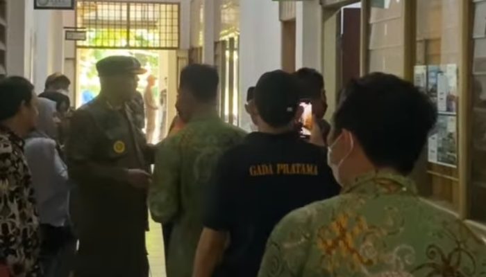 Pengosongan Lahan Yayasan Melati di Samarinda Berlangsung Tegang